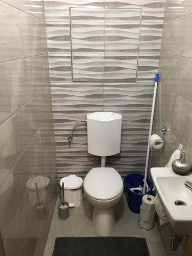 Queen Apartman - image 3