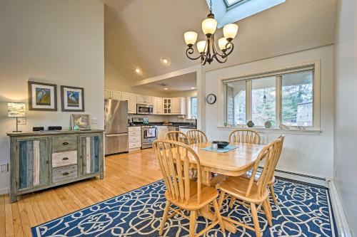 Spacious Waterfront Falmouth Home on Jenkins Pond! in Falmouth, USA