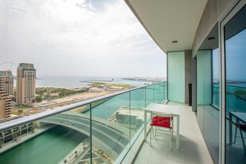 Ultra modern 1BD in Damac Heights Marina, Dubai (photo 2)