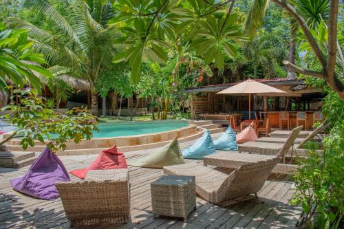 Jati Village, Party Hostel and Bungalows – Gili Trawangan, ID