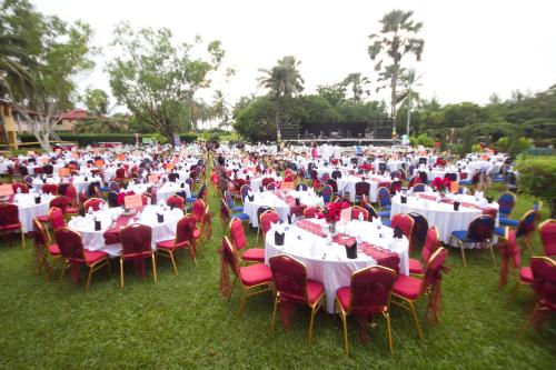 Taman, The Kairaba Beach Hotel in Kololi