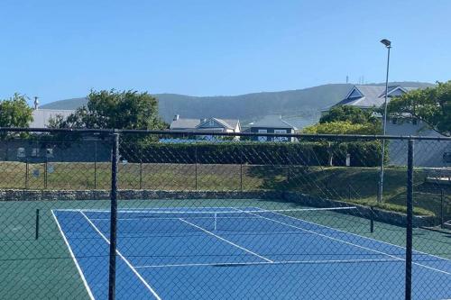 Summit Song - Thesen Island