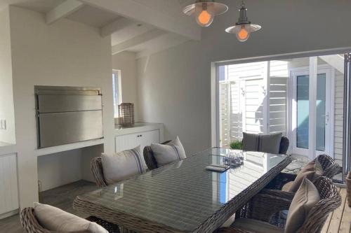 Summit Song - Thesen Island