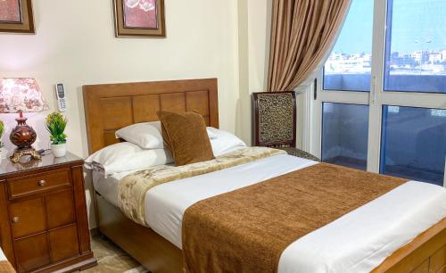 NEW FURNISHED APARTMENTS
