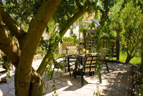 Sapience Retreat & Apothecary - Accommodation - Niagara on the Lake