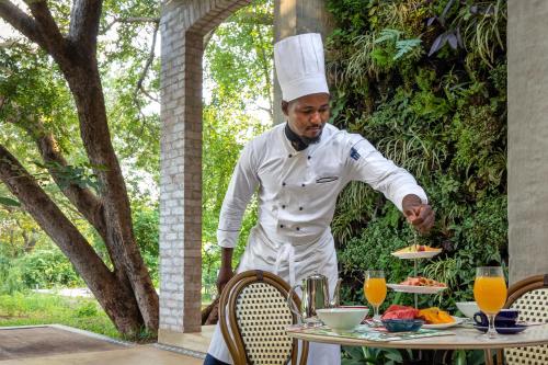 Comida y bebida, Mbano Manor Hotel Victoria Falls in Victoria Falls