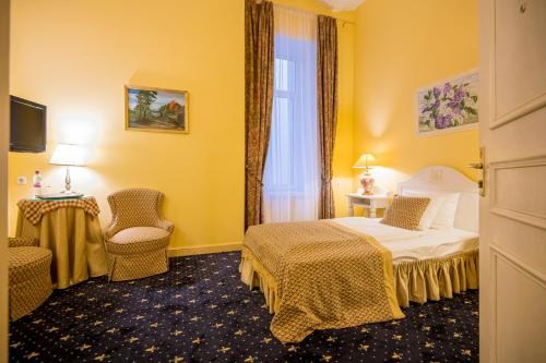 Standard Single Room image 2