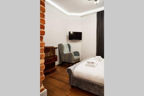 HOUSEHOST Apartment II: Studencka Street, Krakow