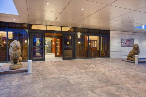 Crowne Plaza Knoxville Downtown University by IHG in Knoxville, USA