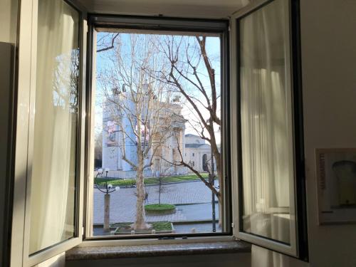 Madeleine apartments - Arco della Pace - image 11