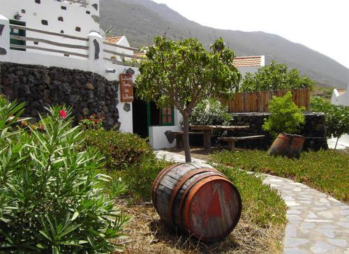 La Brujita La Brujita is a popular choice amongst travelers in El Hierro, whether exploring or just passing through. The hotel offers guests a range of services and amenities designed to provide comfort and conv