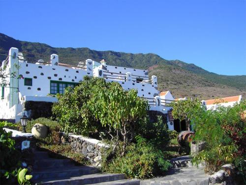 La Brujita La Brujita is a popular choice amongst travelers in El Hierro, whether exploring or just passing through. The hotel offers guests a range of services and amenities designed to provide comfort and conv