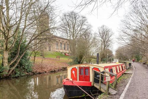 Picture of Cosy Mill Workers Cottage Heritage Saltaire