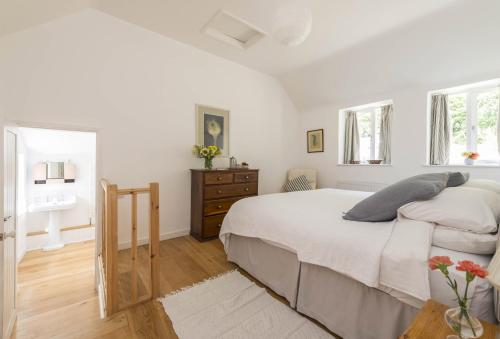 Little Winters Cottage - image 8