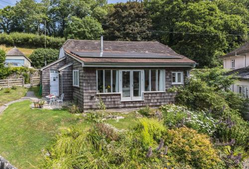 Little Winters Cottage - image 10