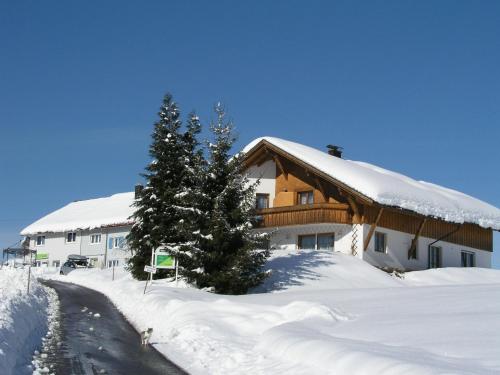 Ferienwohnungen Pension Sonnblick in كرومباش