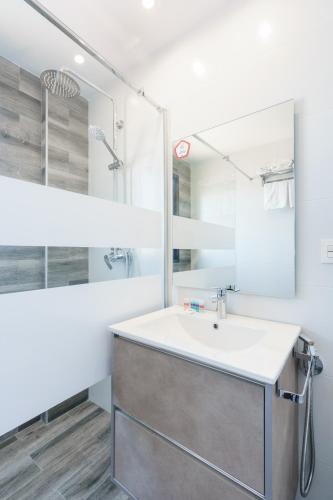 Hotel El Ancla - image 12