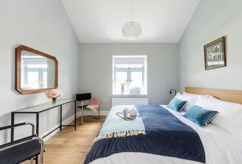 Stapleford Farm Cottages - main image
