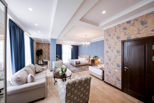 room detail thumbnail 0