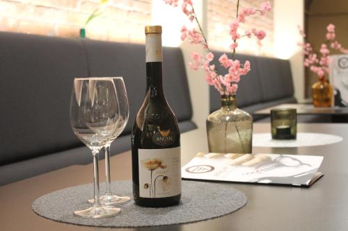 Apartment image 6