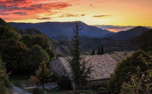 Malia - Chambres d'hôtes & Gîte - Ferrassières