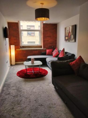 Empire Apartments - main image