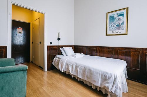 Comfort Guesthouse - image 4