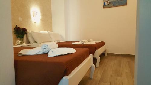 Villa Pavlina Room Type - Triple Room with Balcony