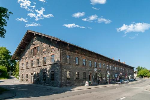 Kleinkunstbühne Zur Post beim John in Obing, Traunstein