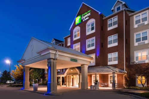 Holiday Inn Express Hotel & Suites St. Louis West-O