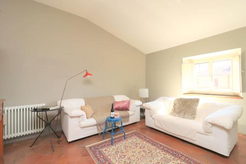 Santa Maria Maggiore 2BR Design apartment