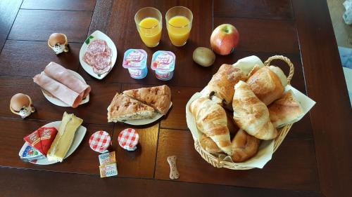 Food and beverages, Le Puy d'Ance in Cros (Auvergne)
