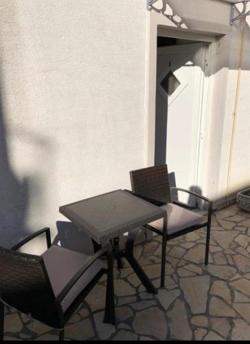 4 Apartments - parking airco - 150 m to beach - image 3