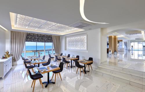 Vasia Boulevard Hotel (Adults Only) - image 3