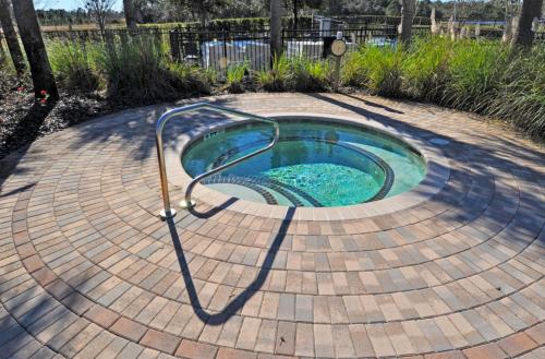 Shine Fun Vacation Home with Private Pool & Spa Next To Disney - main image