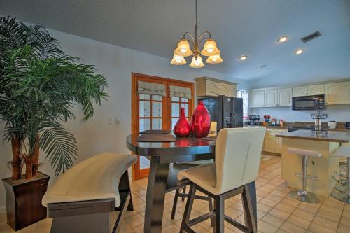 Miami Home with Screened-in Pool Mins from Zoo! in Miami, USA
