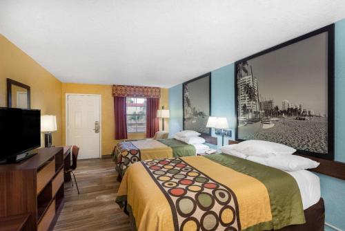 Super 8 by Wyndham Bradenton Sarasota Area, Брейдентон (фото 7)