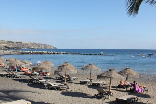 Apartamento Playa San Juan - image 5