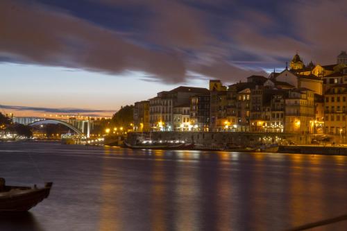  Douro Story in Vila Nova de Gaia