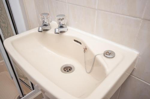 The Ferndale Hotel - main image
