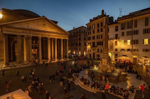 Pantheon Balcony Morgana Suite - image 3
