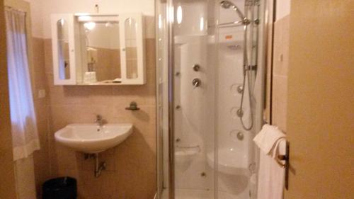 Albergo Ristorante Ferretti - image 12