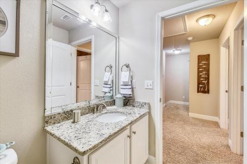 35 Grayling Way home - image 8
