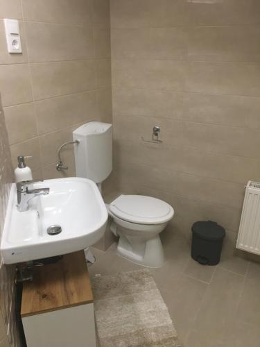 Queen Apartman - image 12