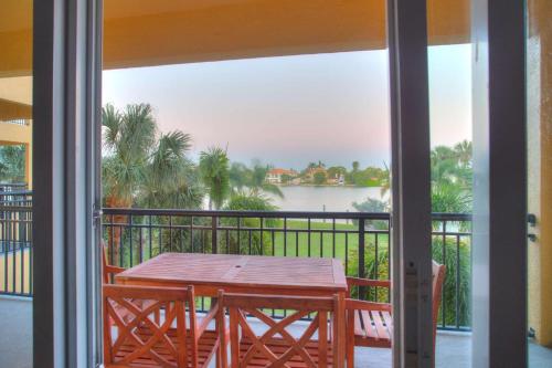 107 - Palms of Treasure Island - image 8