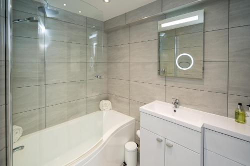 The Clarendon Hotel - image 14