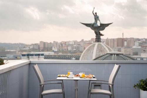 Eurostars Blue Coruña - image 12