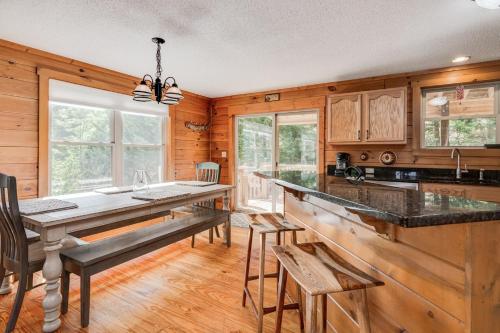 Candyland Cabin - image 4