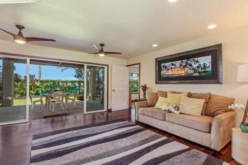 Pinetrees Beach Villa home - main image