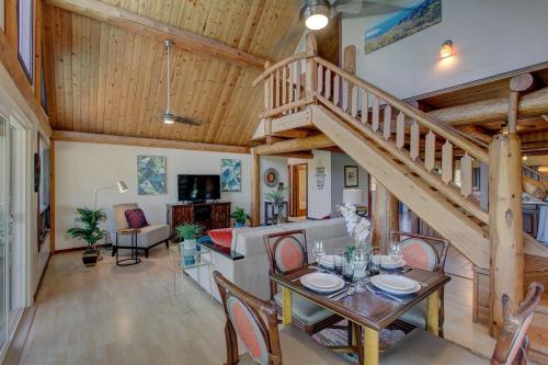 Hale Anuenue Nuku - The Rainbows End home in Hawaiian Paradise Park